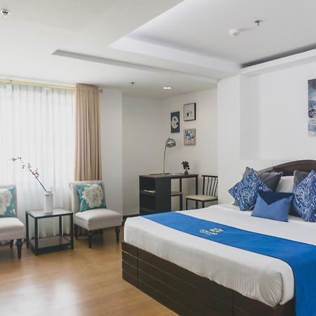 Star Hotel Davao City Esterno foto