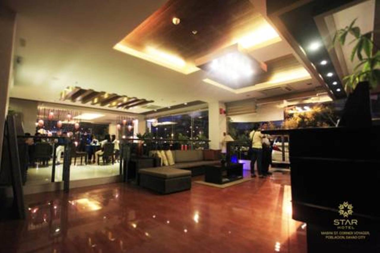 Star Hotel Davao City Esterno foto