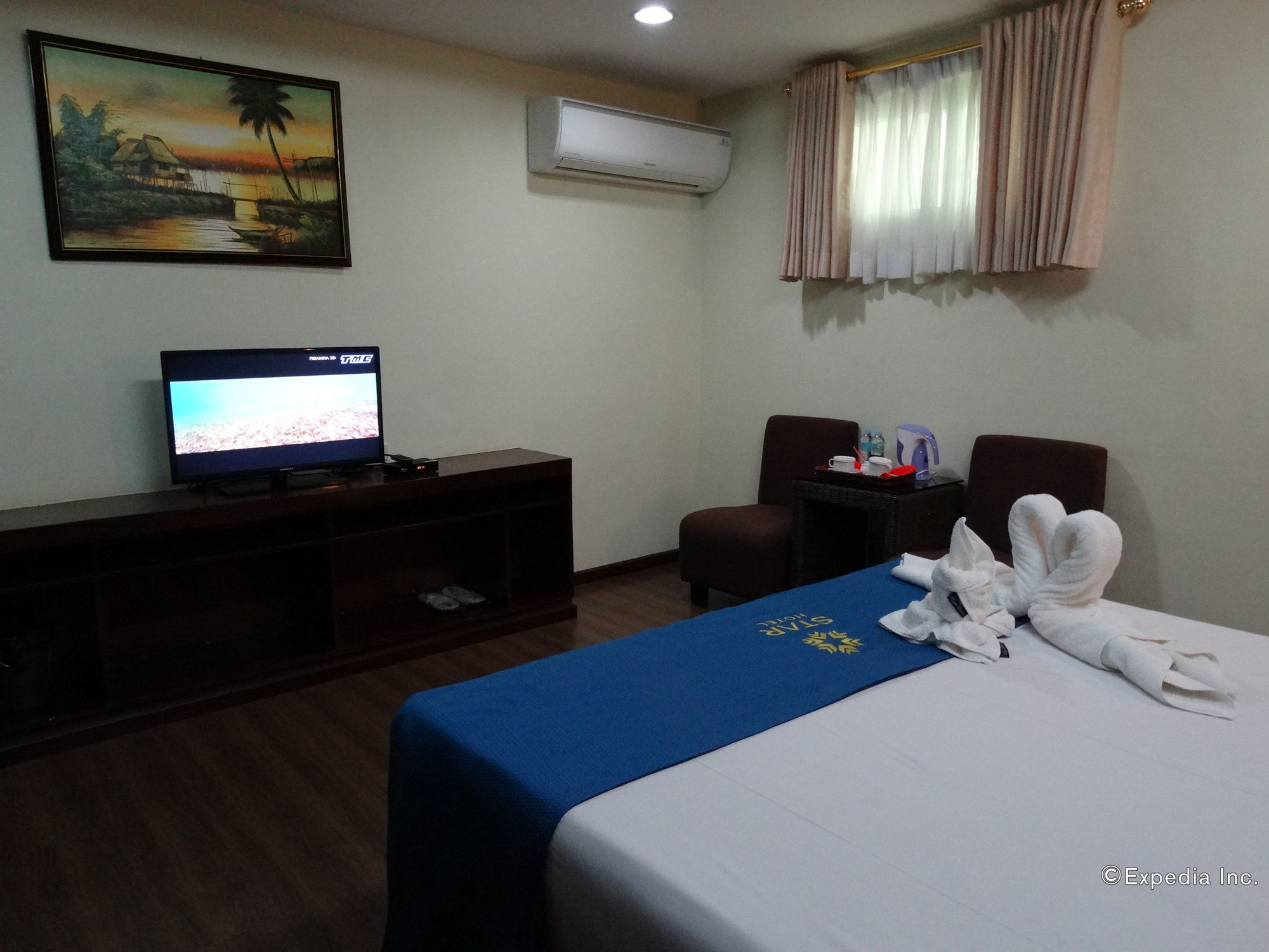 Star Hotel Davao City Esterno foto