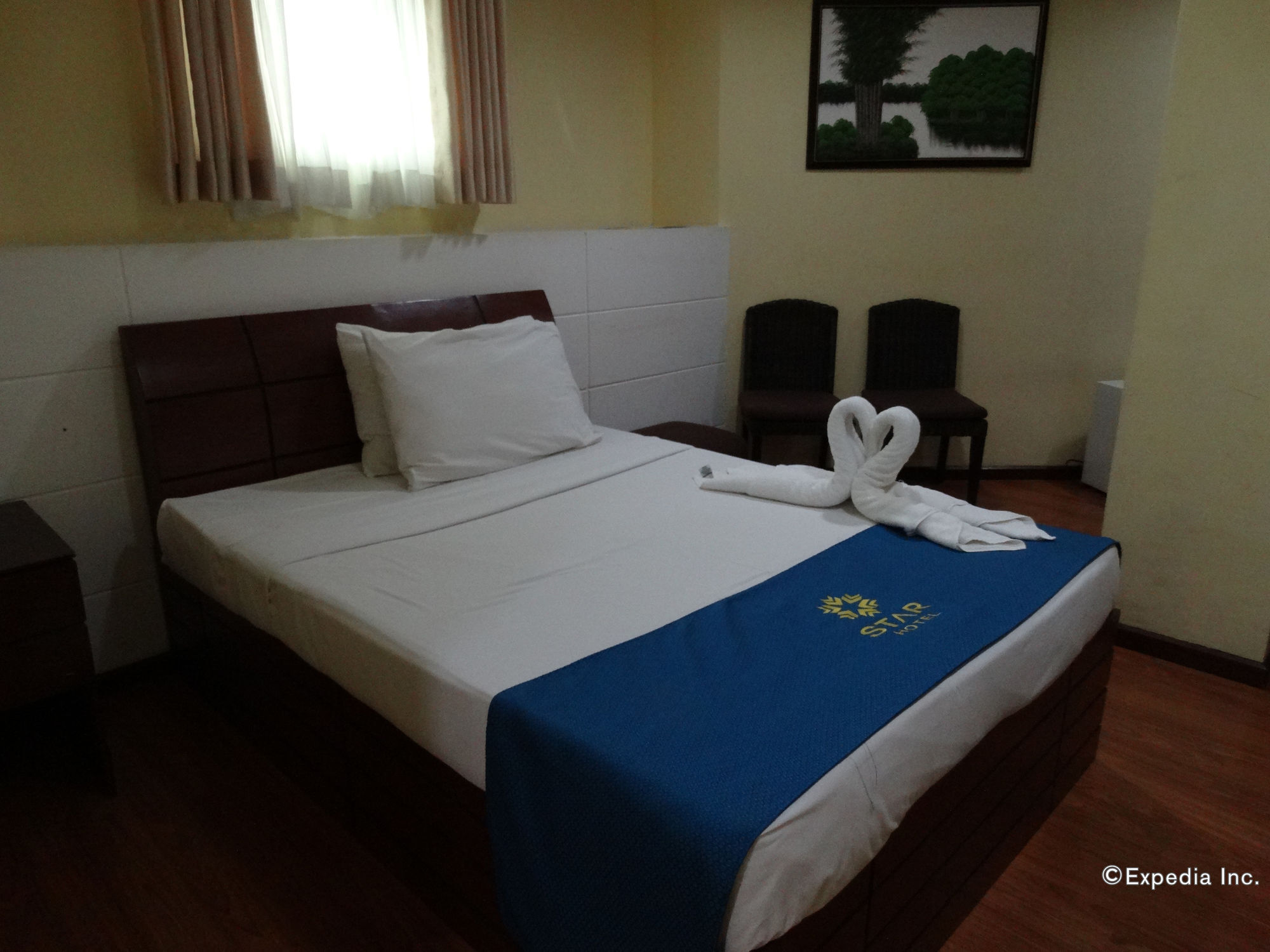 Star Hotel Davao City Esterno foto